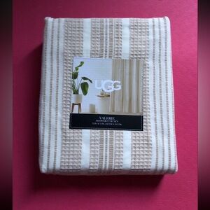 UGG Valerie 100% Cotton Fabric Shower Curtain 100% cotton 72"x72" Price FIRM